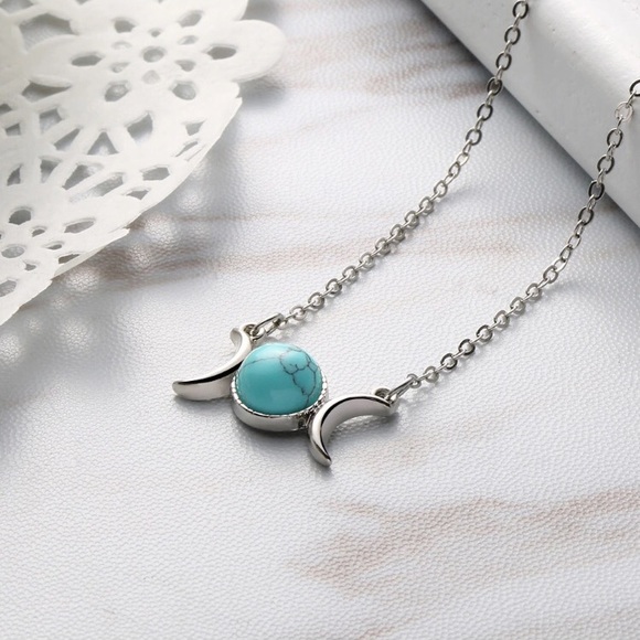 ❗️2 left❗️Crescent Moon Genuine Stone Necklace - Picture 3 of 8